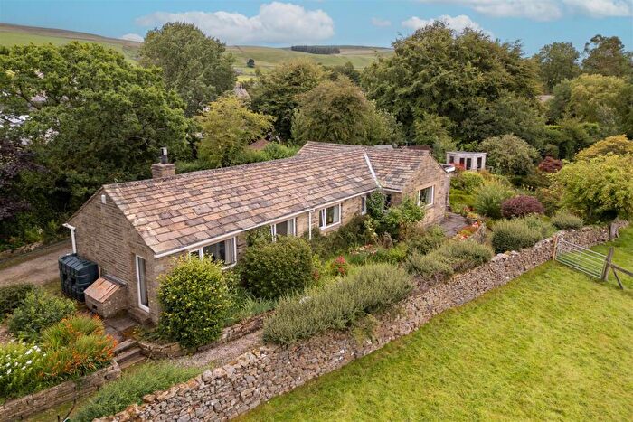 3 Bedroom Detached Bungalow For Sale In Ashcroft, Newby, Clapham, LA2