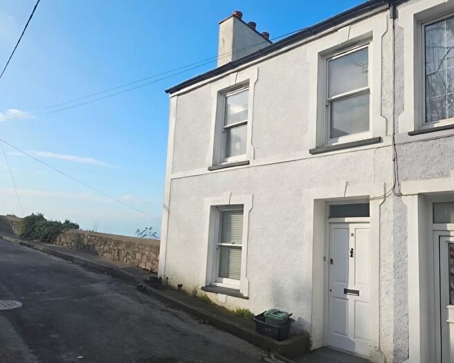 2 Bedroom Property To Rent In Tower Hill, New Quay, SA45