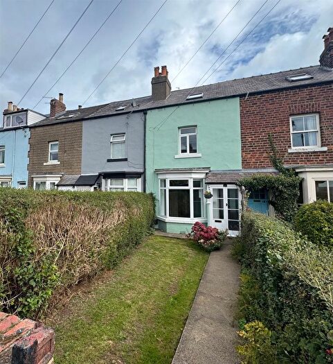 4 Bedroom Terraced House For Sale In Filey Road, Scarborough, YO11