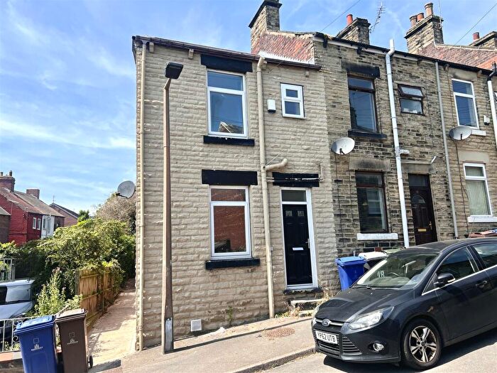 2 Bedroom End Of Terrace House To Rent In St Marys Road, Darfield, Barnsley, S73
