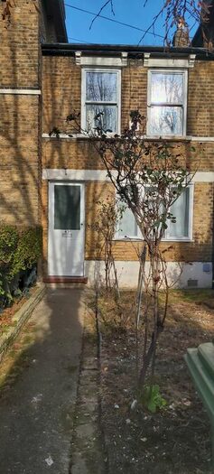 2 Bedroom Flat To Rent In Windsor Road, London, E7