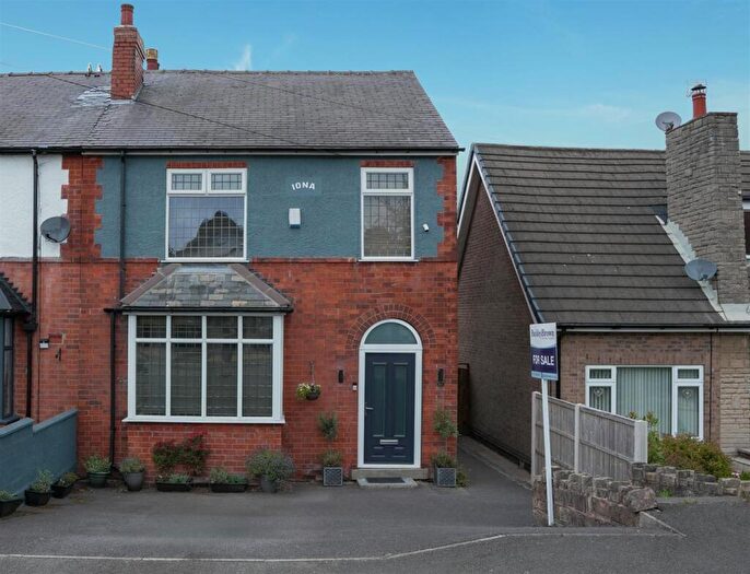 4 Bedroom Semi-Detached House For Sale In Clifton Grove, Mansfield, NG18