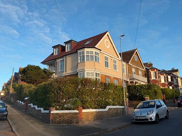 2 Bedroom Flat To Rent In Approach Road, Margate, CT9
