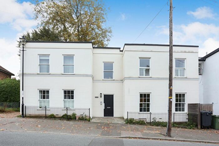 1 Bedroom Apartment To Rent In Brandram Road London, SE13