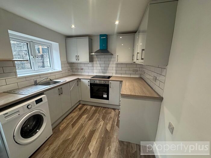 3 Bedroom Terraced House To Rent In Gelli Road Gelli -, Pentre, CF41
