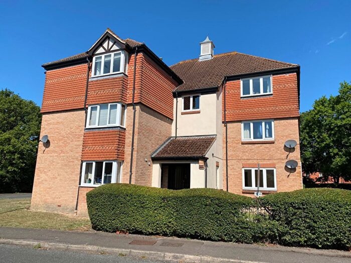 1 Bedroom Flat For Sale In Washford Glen, Didcot, OX11