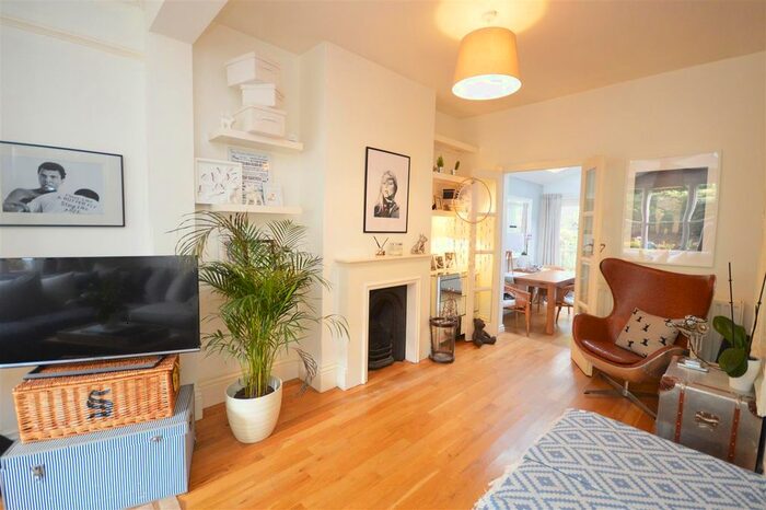 2 Bedroom Terraced House To Rent In Evelyn Terrace, Richmond, TW9