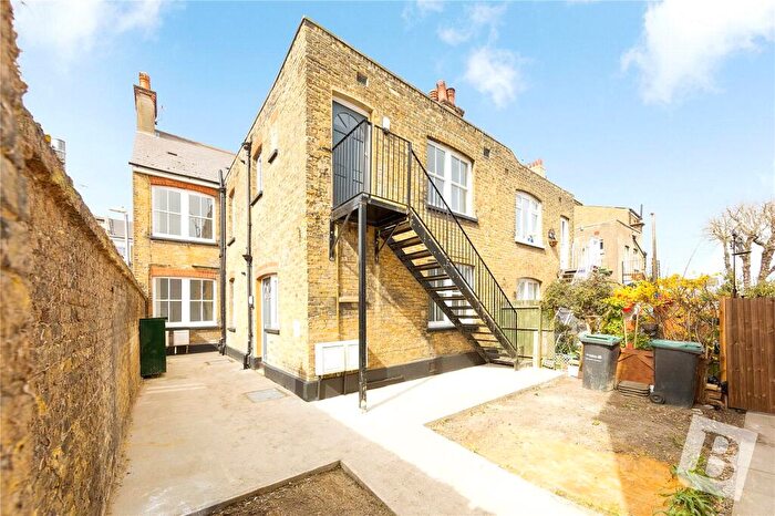 1 Bedroom Apartment To Rent In Clarence Row, Gravesend, Kent, DA12