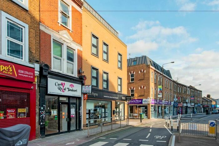 1 Bedroom Flat To Rent In Avener House, Hatcliffe Street, London, SE10