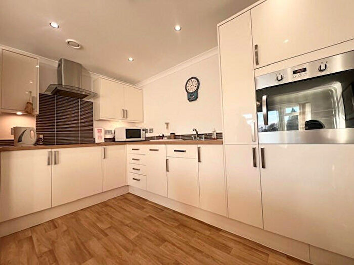 2 Bedroom Flat For Sale In Nethanvale, Lesmahagow, Lanark, ML11