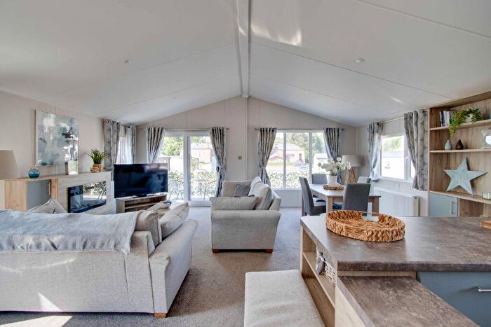 2 Bedroom Lodge For Sale In Seaton Estate, Arbroath, Angus, DD11