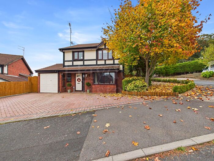 3 Bedroom Detached House For Sale In Rhuddlan Way, Kidderminster, DY10