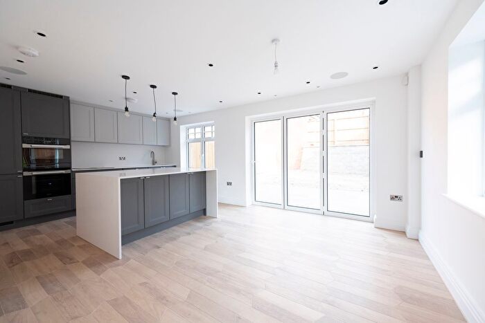 3 Bedroom Semi-Detached House To Rent In Winter Place, Crowborough, TN6