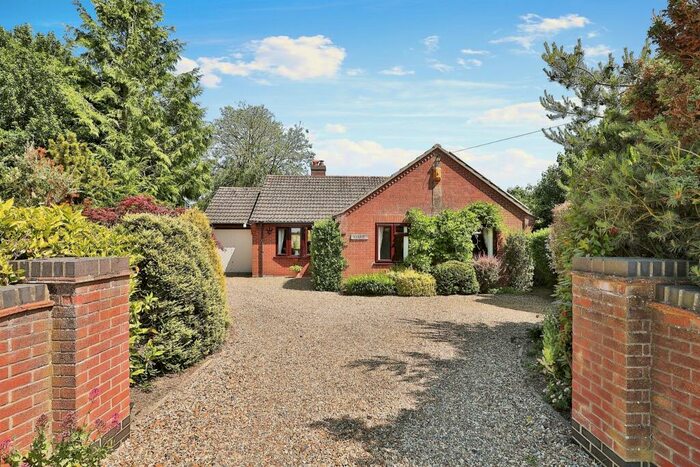 3 Bedroom Detached Bungalow For Sale In Church Lane, Bunwell, Norwich, NR16