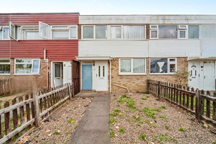 3 Bedroom Terraced House For Sale In Nevis Grove, Bletchley, Milton Keynes, Buckinghamshire, MK2