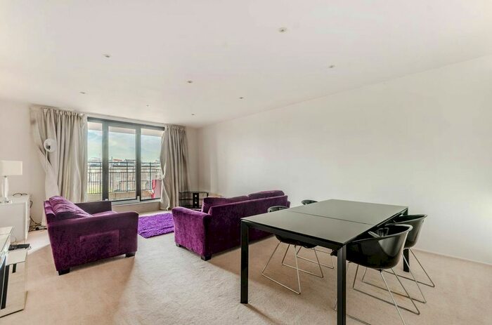 2 Bedroom Flat To Rent In Cromwell Road, South Kensington, London, SW7