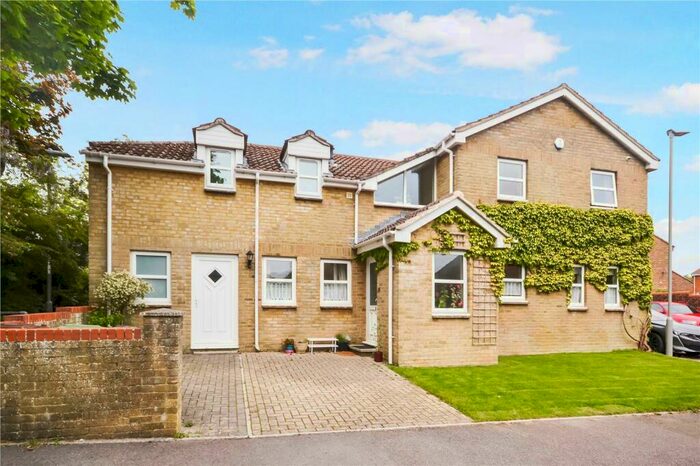 5 Bedroom Detached House For Sale In Highgrove Close, Dorchester, DT1