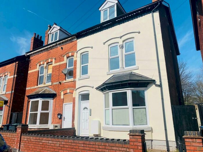 6 Bedroom Semi-Detached House To Rent In Gillott Road, Edgbaston, Birmingham, B16