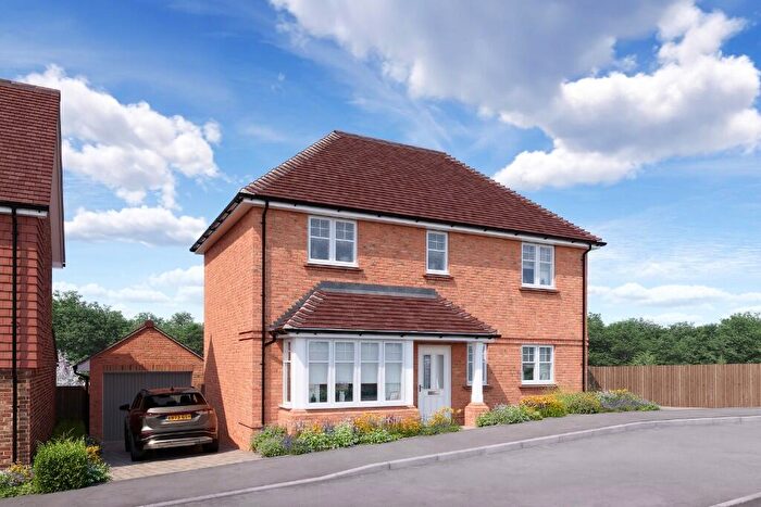 3 Bedroom Detached House For Sale In Hitches Lane, Crookham Village, Fleet, GU51