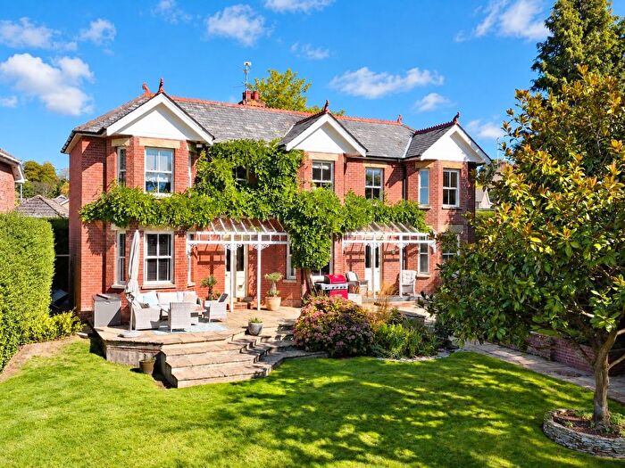 5 Bedroom Detached House For Sale In Byron Road, Wimborne, BH21
