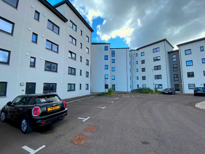2 Bedroom Flat To Rent In St. Josephs Court, City Centre, Dundee, DD1