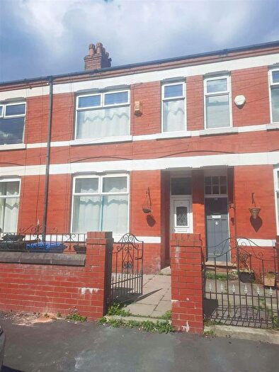 3 Bedroom Terraced House To Rent In Salisbury Street, Stockport, SK5