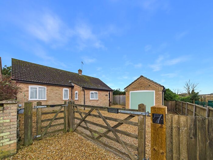 3 Bedroom Detached Bungalow To Rent In Watermans Lane, Hilgay, PE38