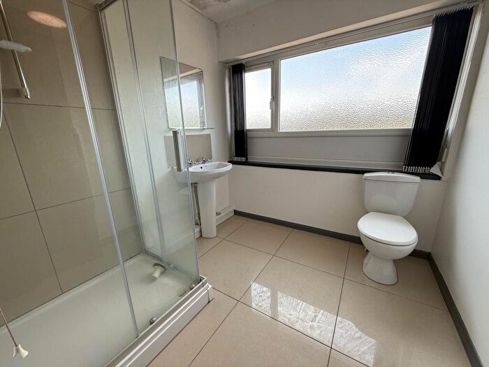 1 Bedroom House To Rent In *House Share* Honeywood Drive, Nottingham, NG3