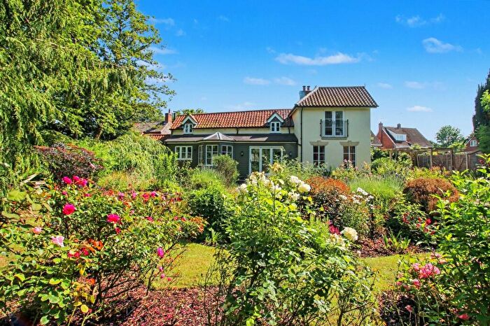 3 Bedroom Detached House For Sale In Beautifully Restored Detached Country Cottage In Corpusty, NR11