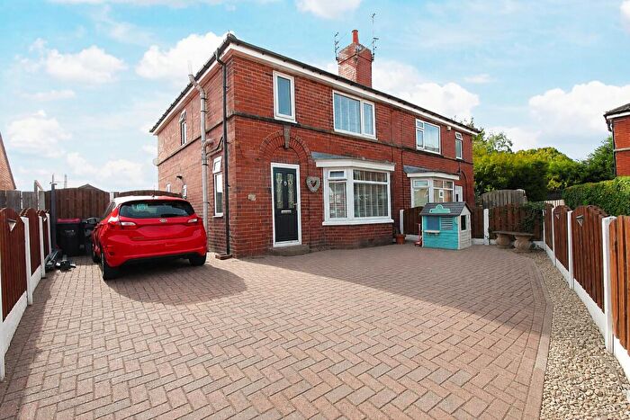 3 Bedroom Semi-Detached House For Sale In Highfield Road, Rotherham, S61