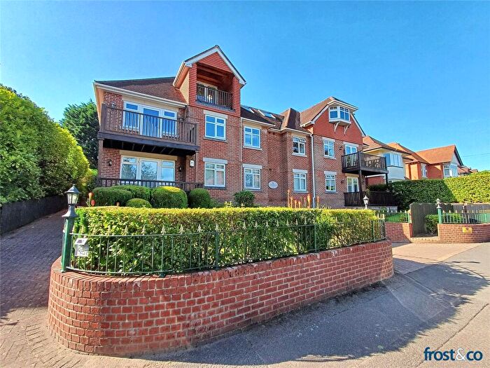 2 Bedroom Apartment For Sale In Penn Hill Avenue, Lower Parkstone, Poole, Dorset, BH14