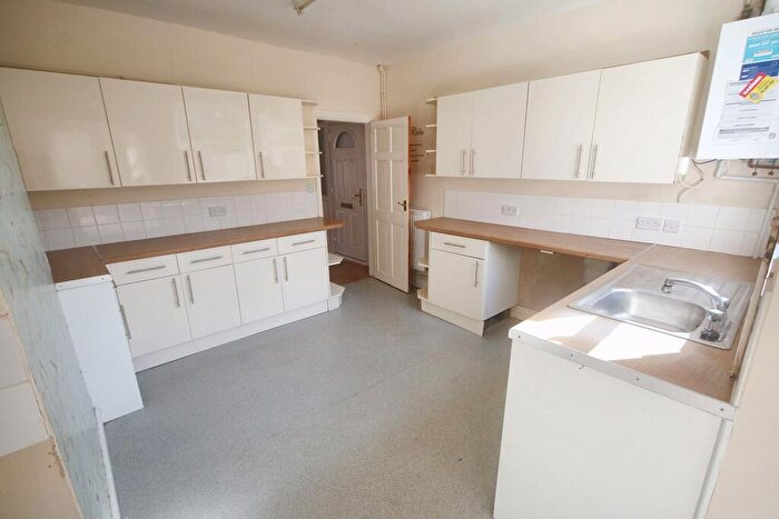 2 Bedroom Terraced House For Sale In Belmont Street, Lincoln, Lincolnshire, LN2