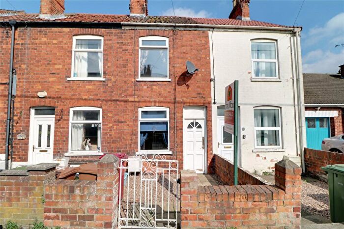2 Bedroom Terraced House For Sale In West Acridge, Barton-upon-Humber, Lincolnshire, DN18
