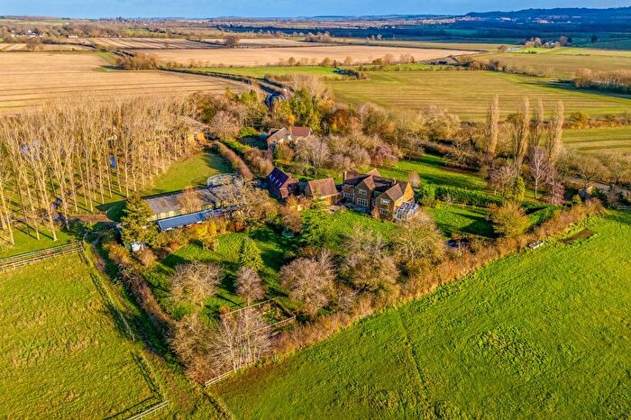 5 Bedroom Equestrian Property For Sale In Kineton, Warwick, Warwickshire, CV35