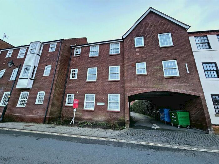 1 Bedroom Apartment To Rent In Eastham Court, Severnside South, Bewdley, Worcestershire, DY12
