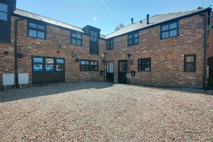 1 Bedroom Cottage To Rent In Henry Street, Tring HP23