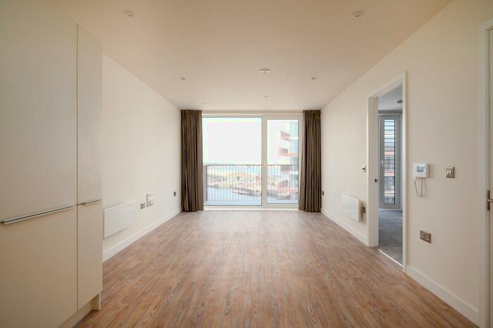 1 Bedroom Flat To Rent In The Kell, Gillingham Gate Road, Gillingham, ME4