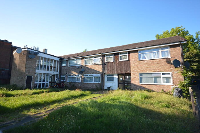 Studio To Rent In Carlton Avenue East, Wembley, HA9