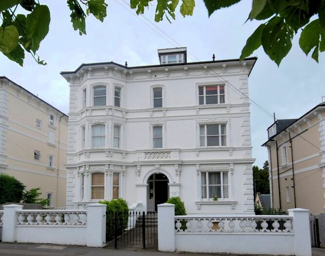 1 Bedroom Flat To Rent In Upper Grosvenor Road, Tunbridge Wells, TN1