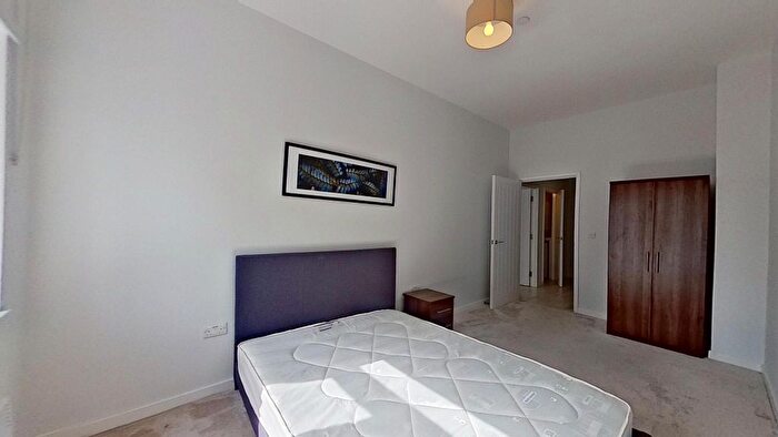 2 Bedroom Flat To Rent In Atkinson Street, Leeds, LS10
