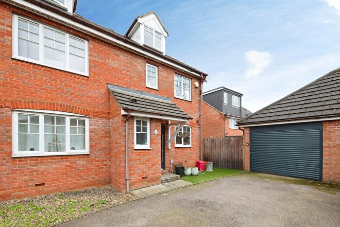 3 Bedroom Semi Detached House For Sale In Calder Way, Great Ashby, Stevenage, SG1