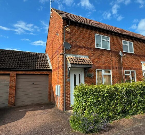2 Bedroom Semi-Detached House To Rent In Tredington Grove, Caldecotte, Milton Keynes, MK7