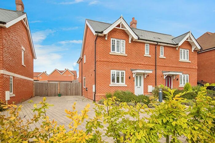 3 Bedroom Semi-Detached House For Sale In Bonita Walk, Colchester, CO4