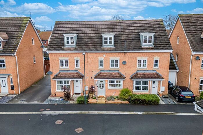 4 Bedroom Terraced House For Sale In Abbots Court, Selby, YO8
