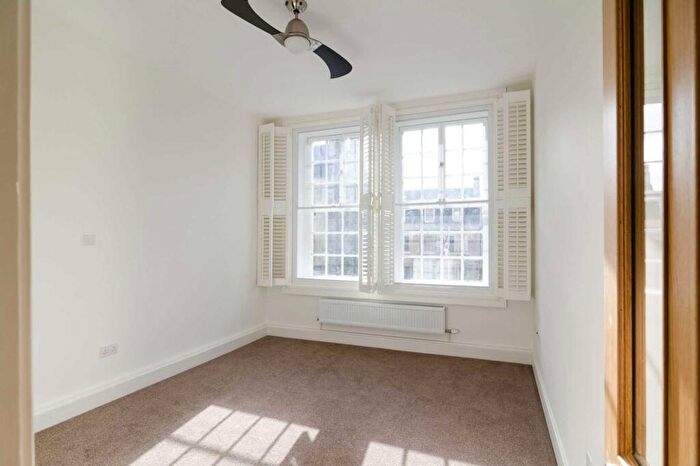 1 Bedroom Apartment To Rent In The Coachworks, BA1