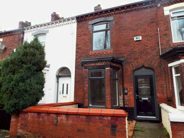 3 Bedroom Terraced House To Rent In Queens Road, Chadderton, OL9