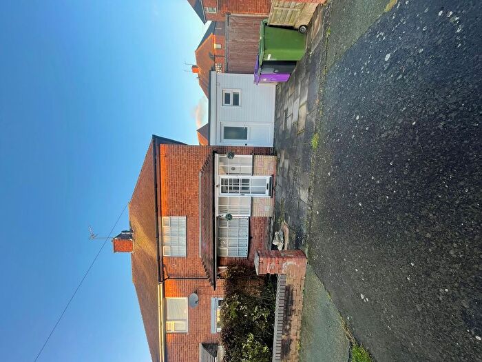 2 Bedroom Semi-Detached House To Rent In Baylis Avenue, Wolverhampton, WV11