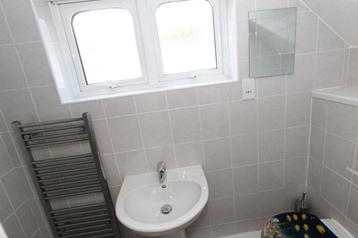 1 Bedroom Flat For Sale In Princes Road, Torquay, Devon, TQ1