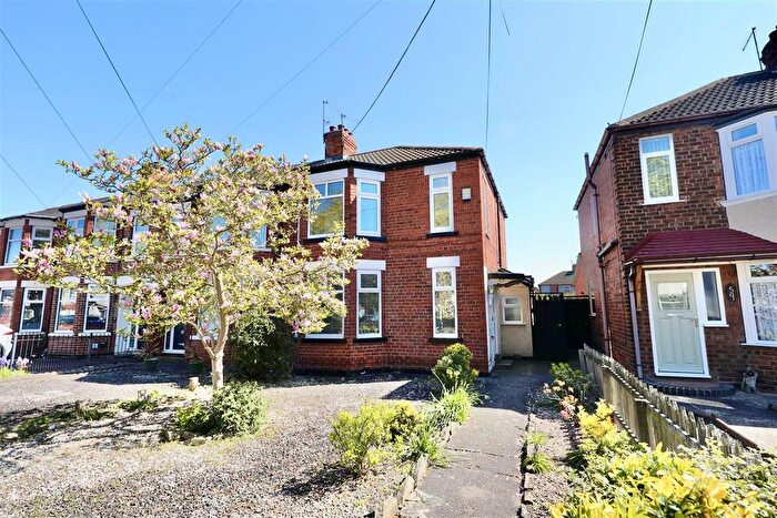 3 Bedroom End Terrace House For Sale In Hotham Road North, Hull, HU5