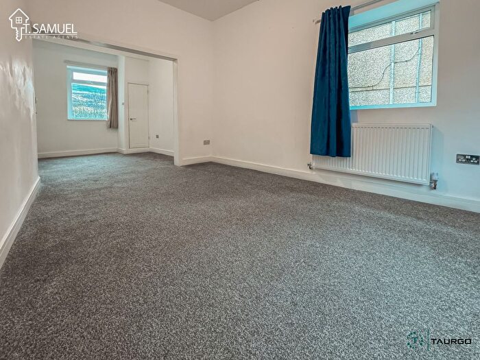 3 Bedroom End Of Terrace House For Sale In Church Crescent, Ebbw Vale, NP23